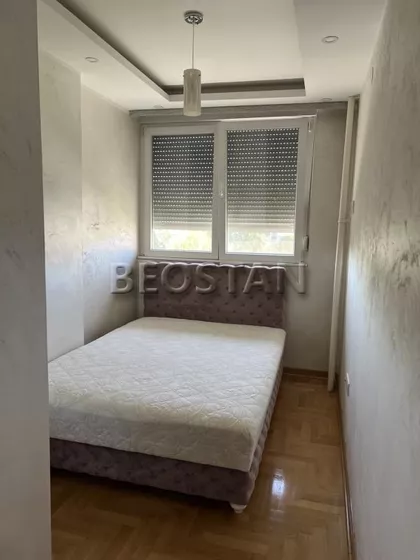 Pariske Komune | 4zida.rs