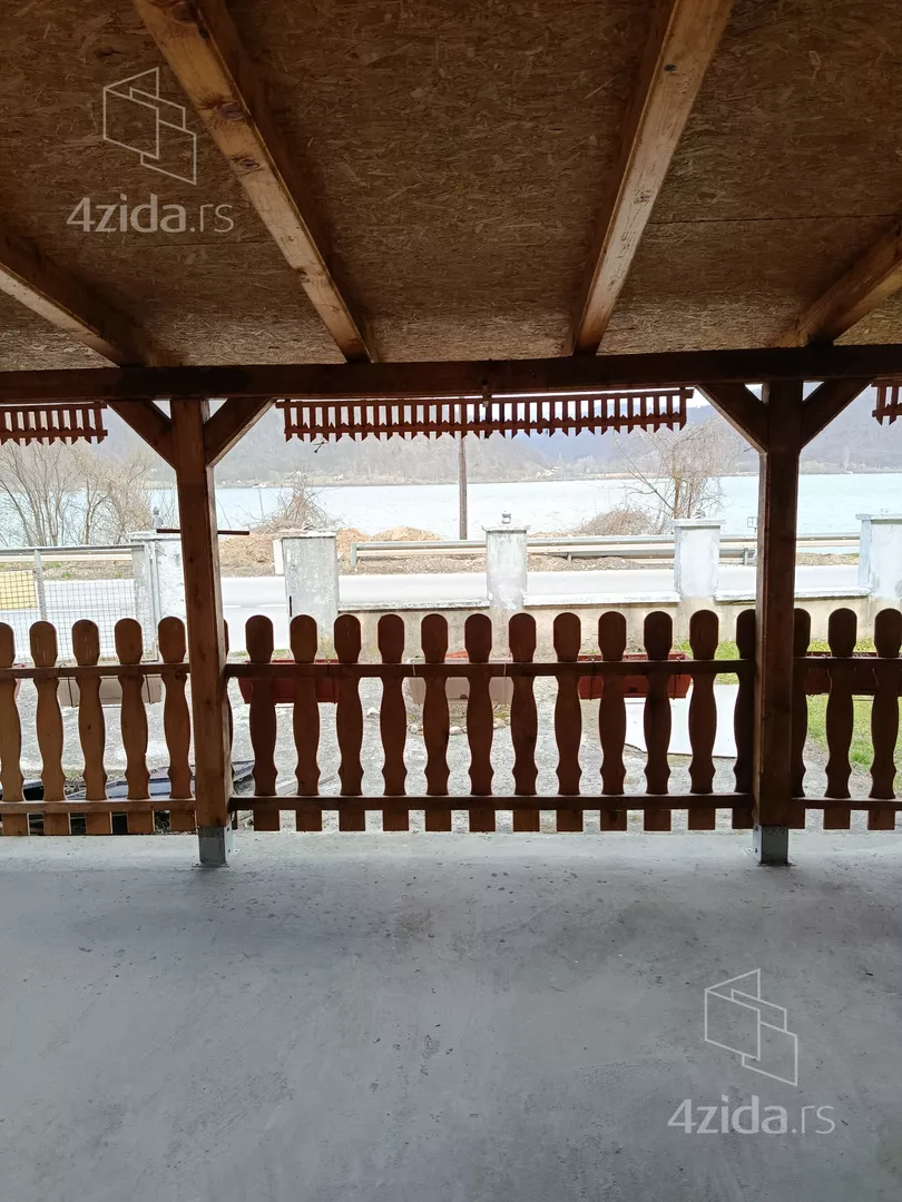 3-etažna kuća | 4zida