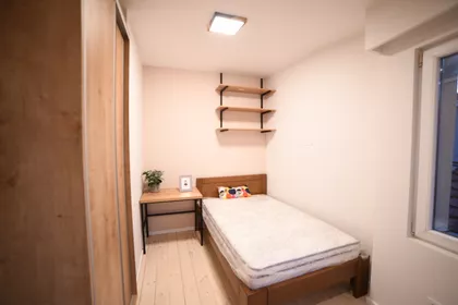 Đakona Avakuma 26 | 4zida.rs