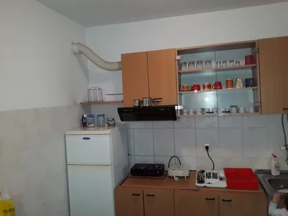 Velikotrnavska | 4zida.rs