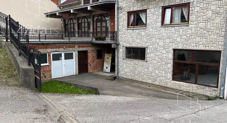 3-etažna kuća | 4zida
