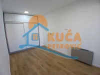 Lokal | 4zida