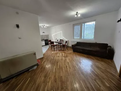 Kralja Vladislava | 4zida.rs