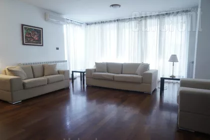 DEDINJE | 4zida.rs