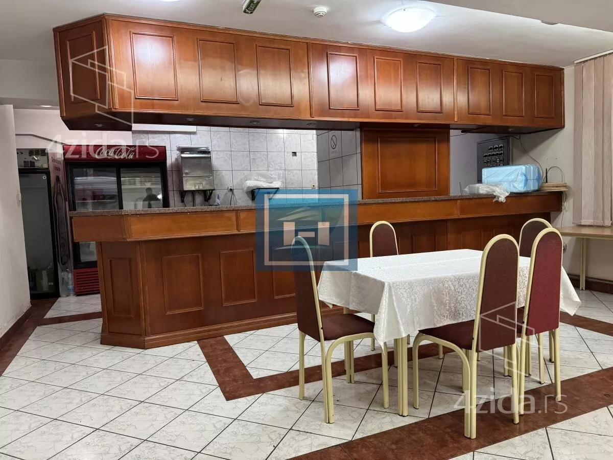 Ugostiteljski objekat | 4zida