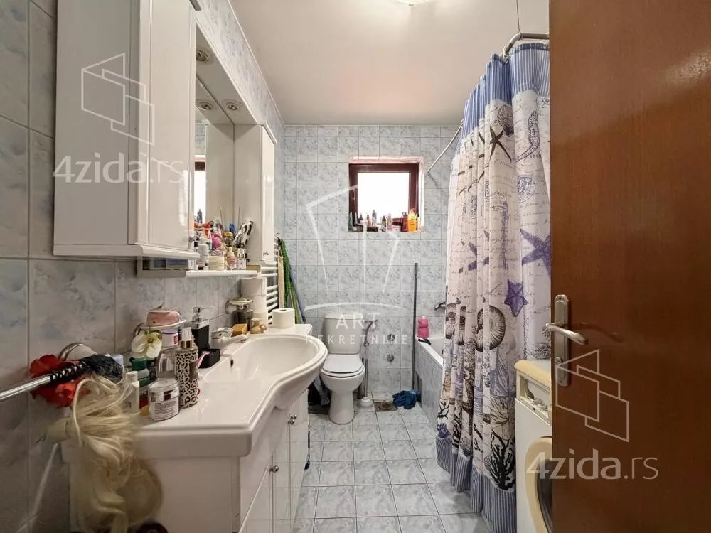 4-etažna kuća | 4zida