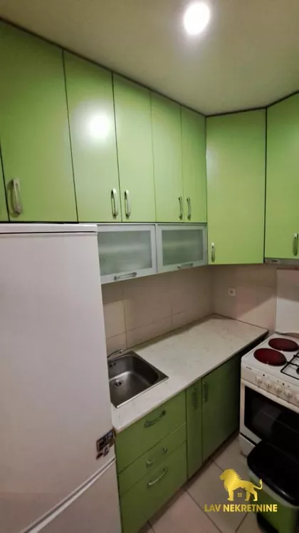 RUMENAČKA | 4zida.rs