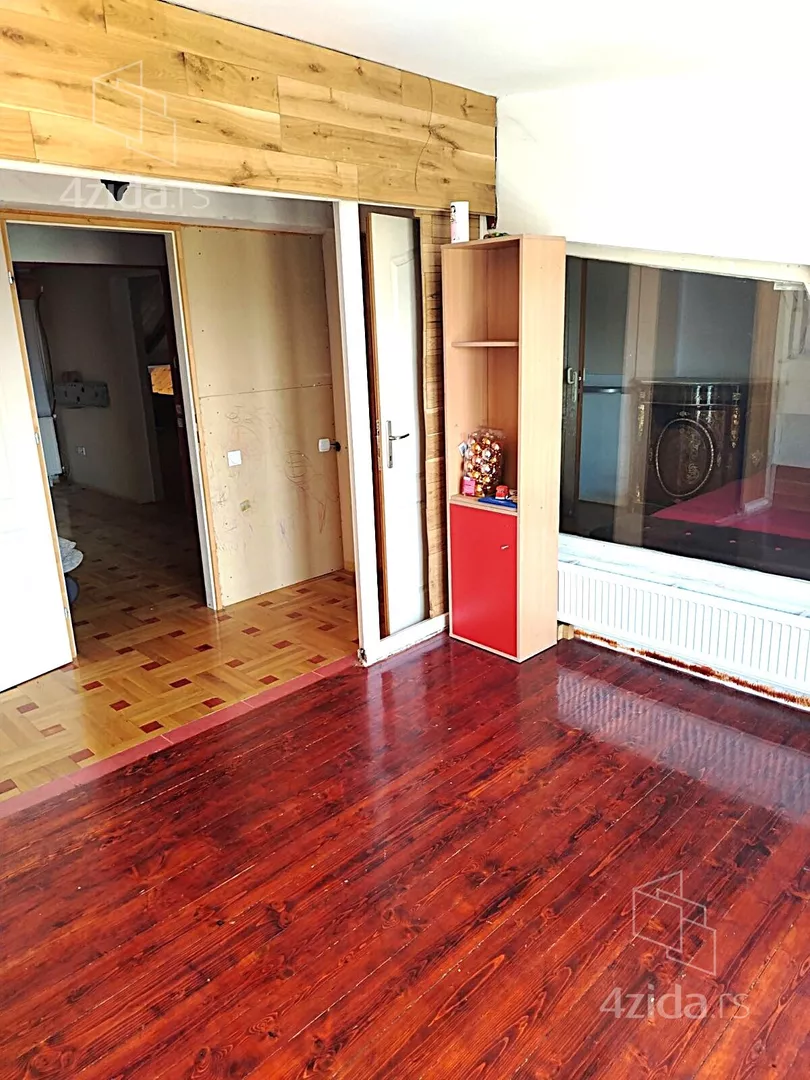 3-etažna kuća | 4zida