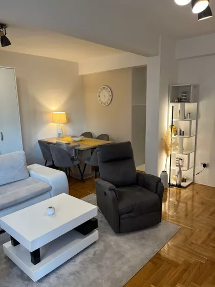 Drage Spasić | 4zida.rs