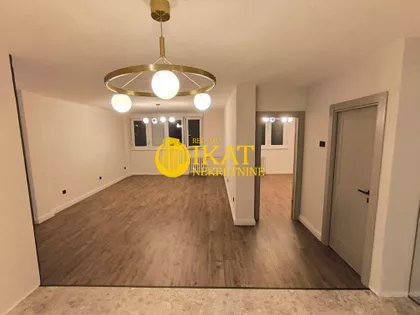 Blok 11c - Stari Merkator | 4zida.rs