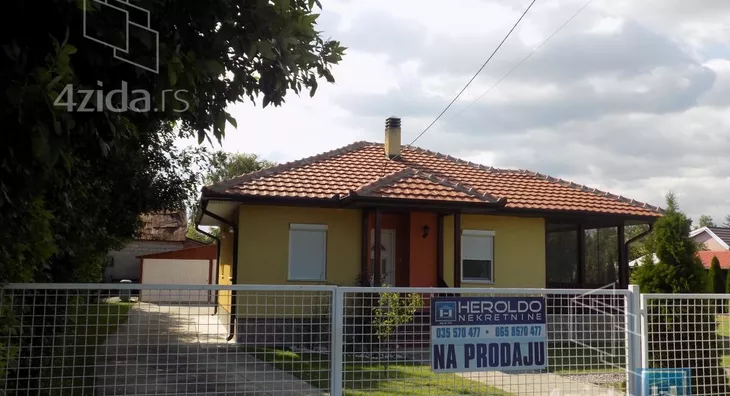 Kuća | 4zida