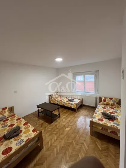 Centar preko Lepenice | 4zida.rs