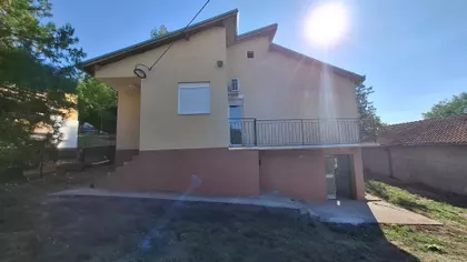 Sedmog Jula 39A | 4zida.rs