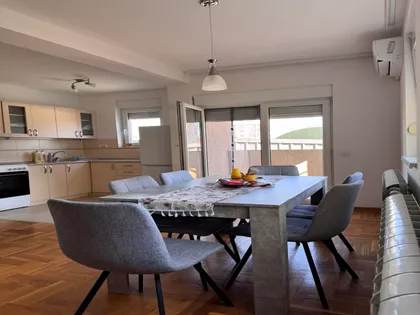 Dušana Krstića 19 | 4zida.rs