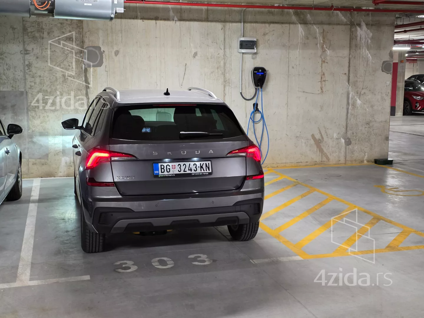 Parking | 4zida