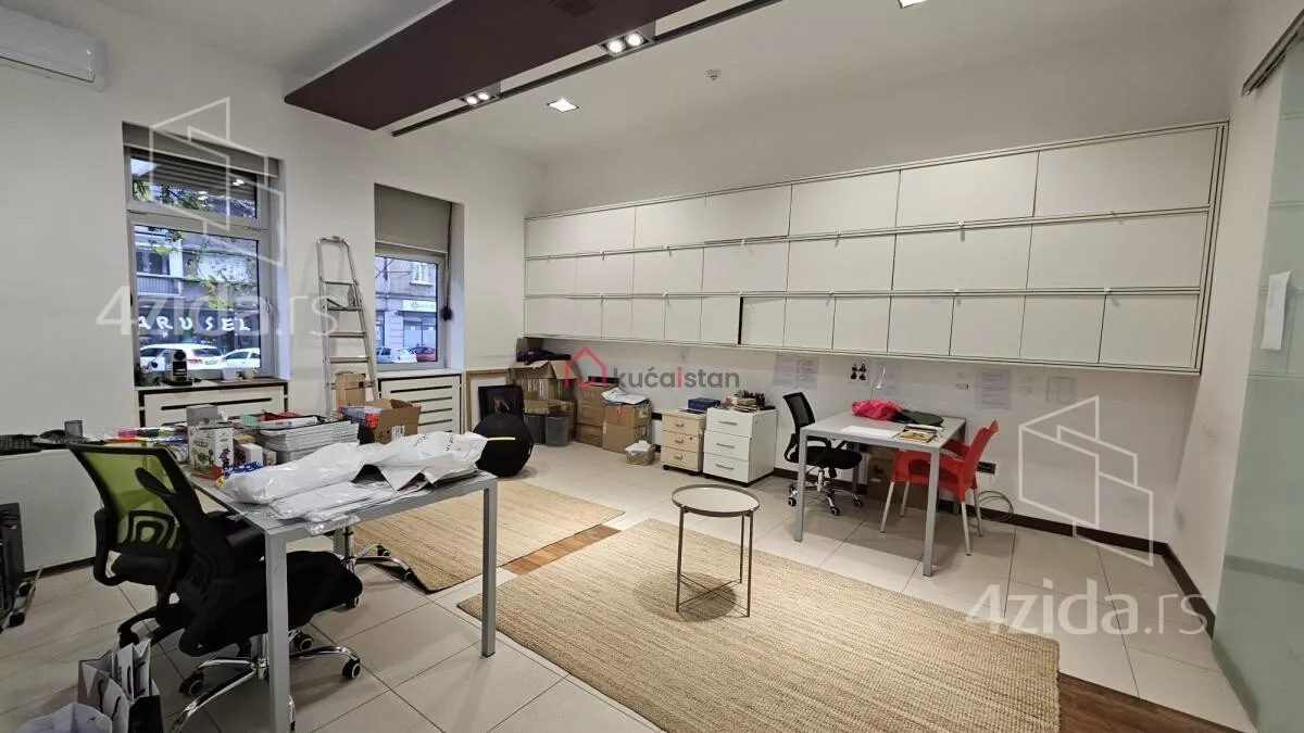 Poslovni prostor | 4zida