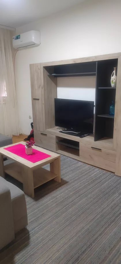 Atinska 17 | 4zida.rs