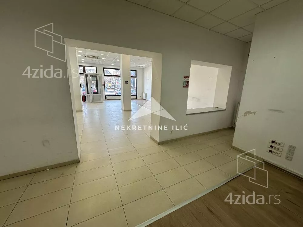 Poslovni prostor | 4zida