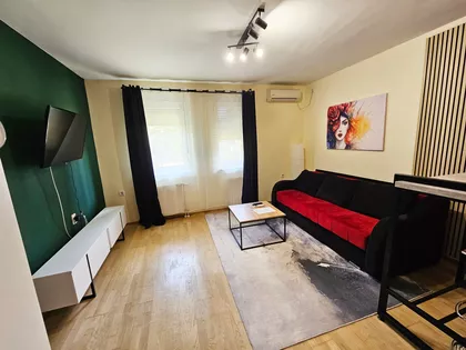 Romanijska 27 | 4zida.rs