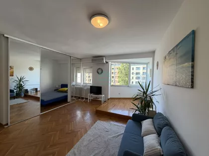 Ustanička | 4zida.rs
