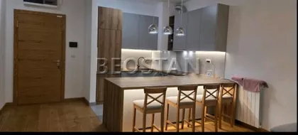 Tadije Sondermajera | 4zida.rs