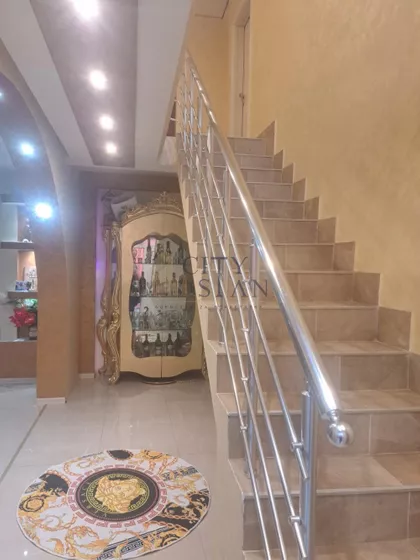 Cara Lazara | 4zida.rs
