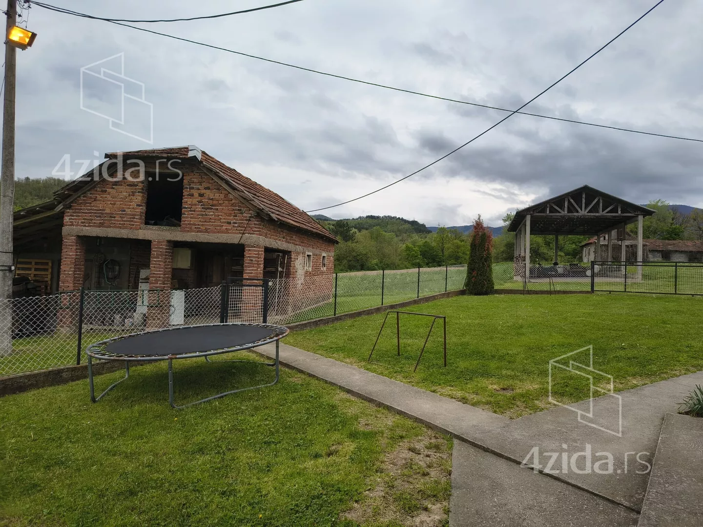 2-etažna kuća | 4zida