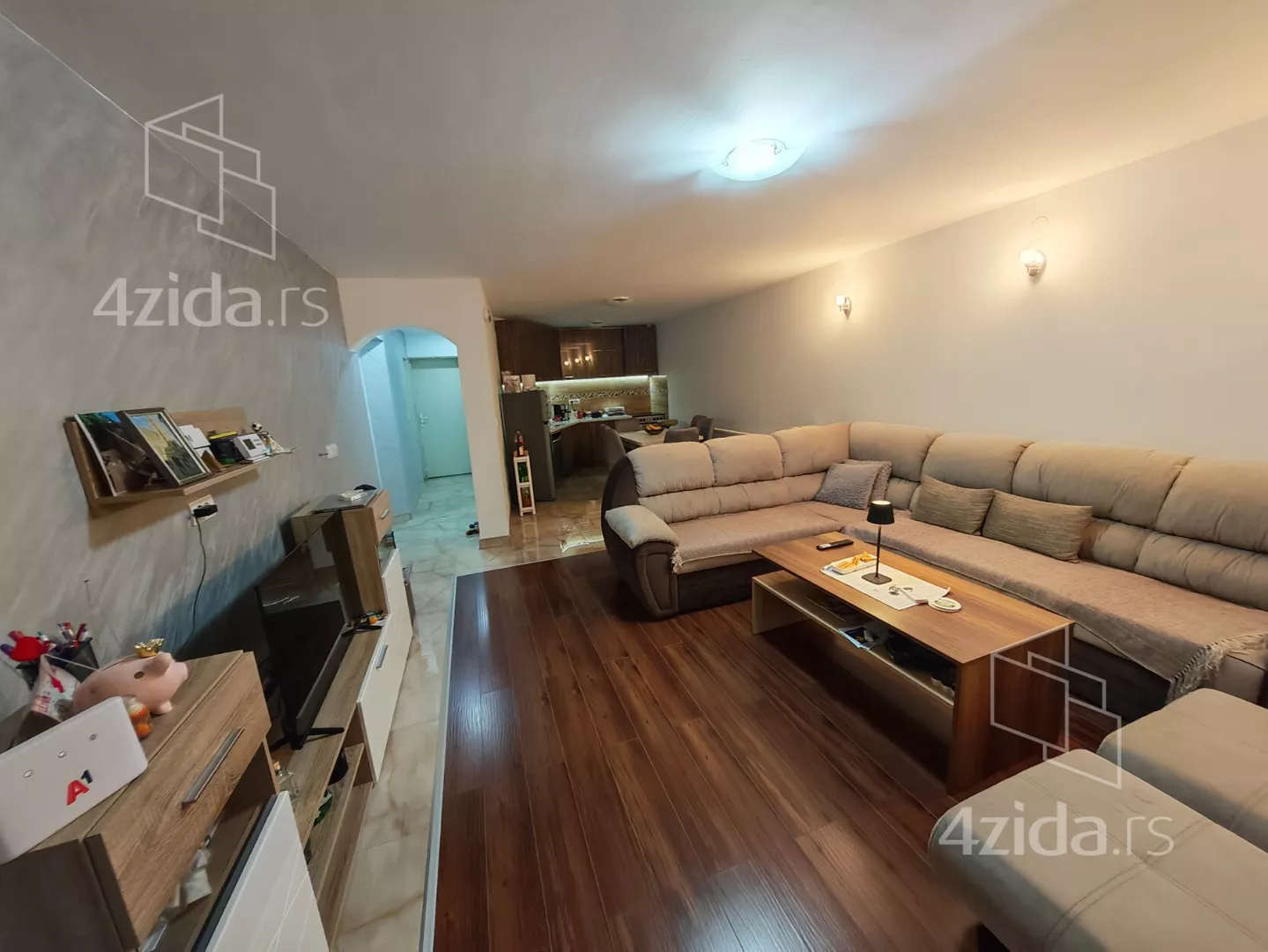 3-etažna kuća | 4zida