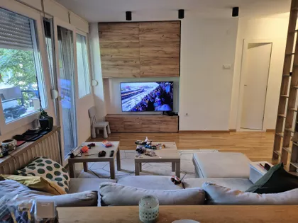 Šekspirova | 4zida.rs