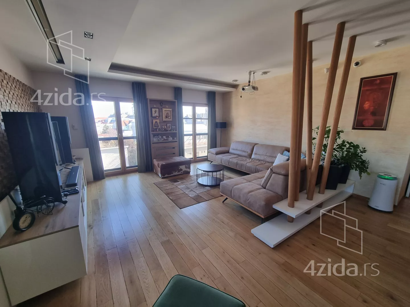 Četvorosoban stan | 4zida