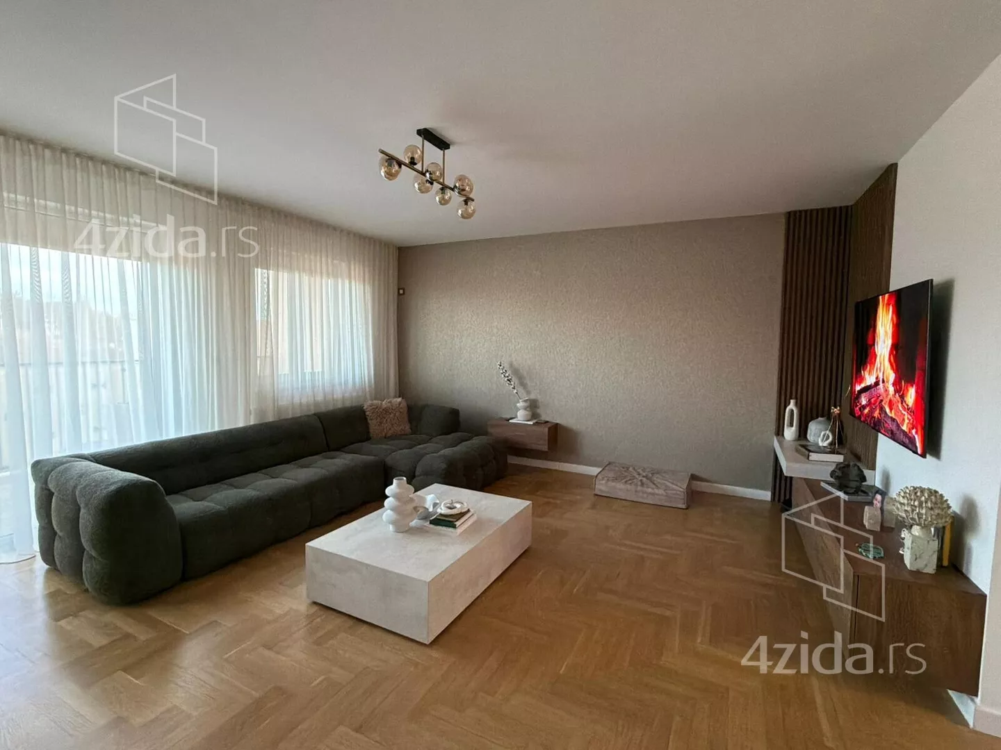 Četvorosoban stan | 4zida