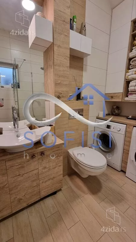 Petosoban stan | 4zida