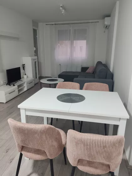 Janka Čmelika | 4zida.rs