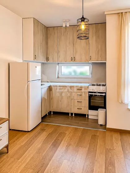 Вардарска | 4zida.rs