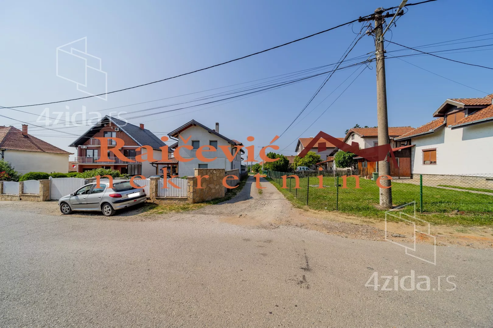 Plac | 4zida