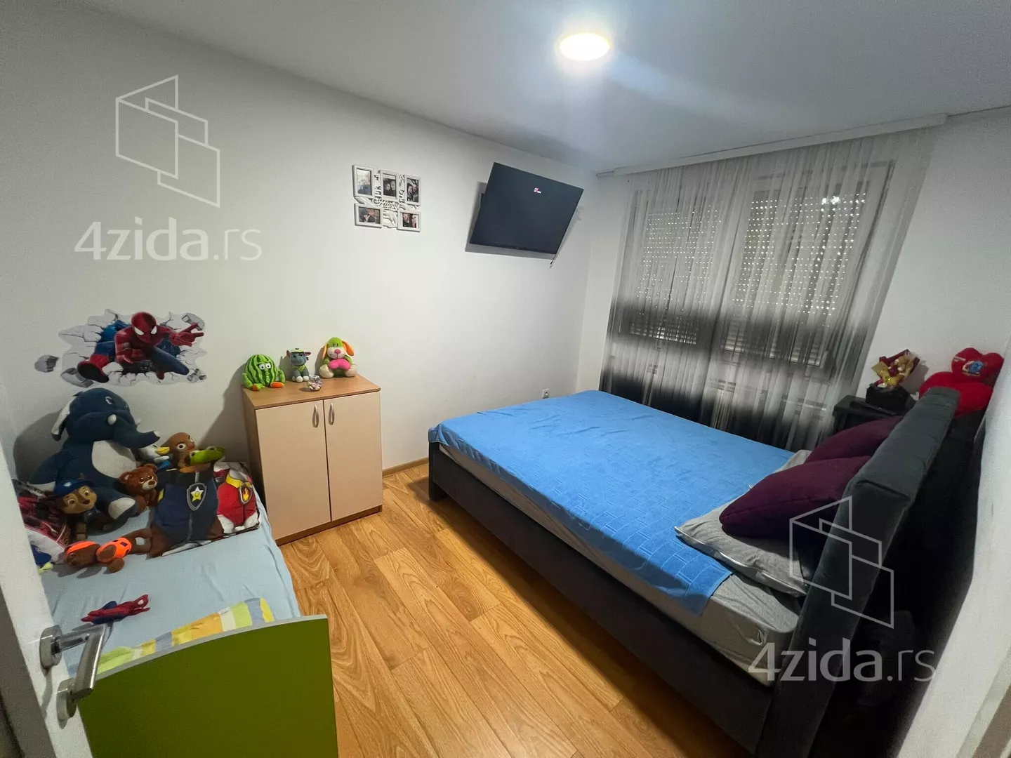 Četvorosoban stan | 4zida