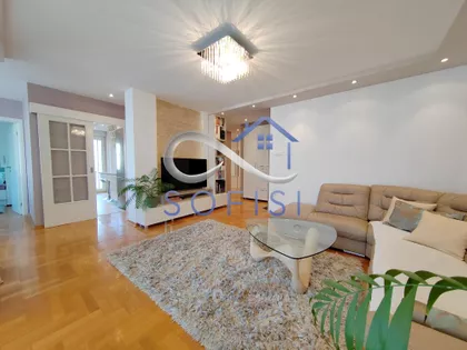 Balzakova | 4zida.rs