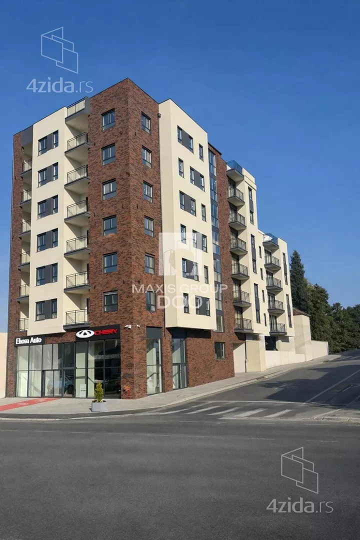 Troiposoban stan | 4zida