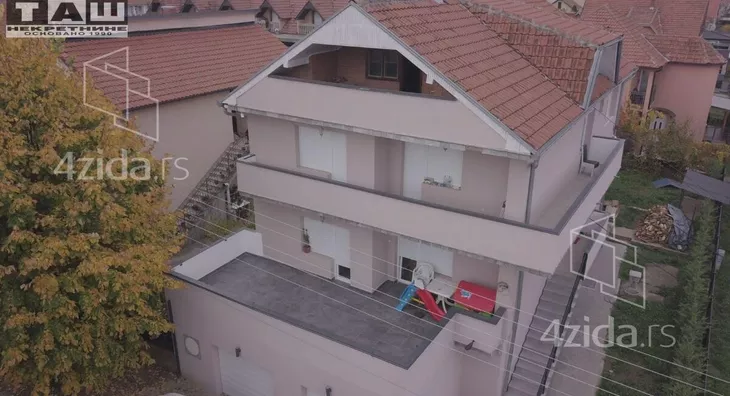 Kuća | 4zida