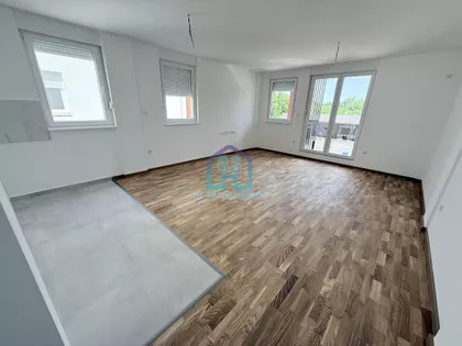 Veternička Rampa | 4zida.rs