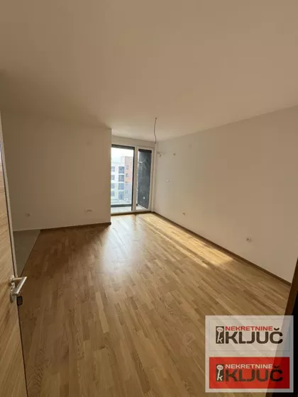 Bulevar Patrijarha Pavla (Somborski Bulevar) | 4zida.rs