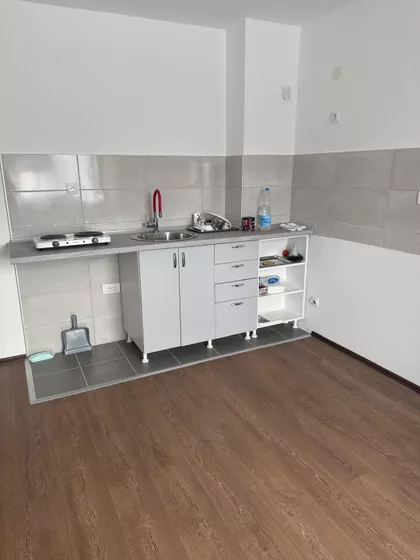 Maksima Gorkog bb | 4zida.rs