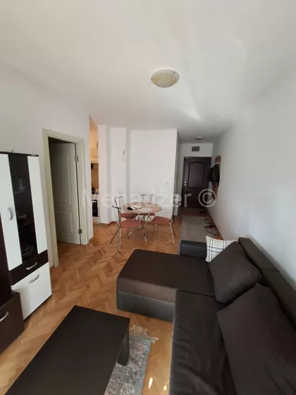 Petlovo Brdo | 4zida.rs