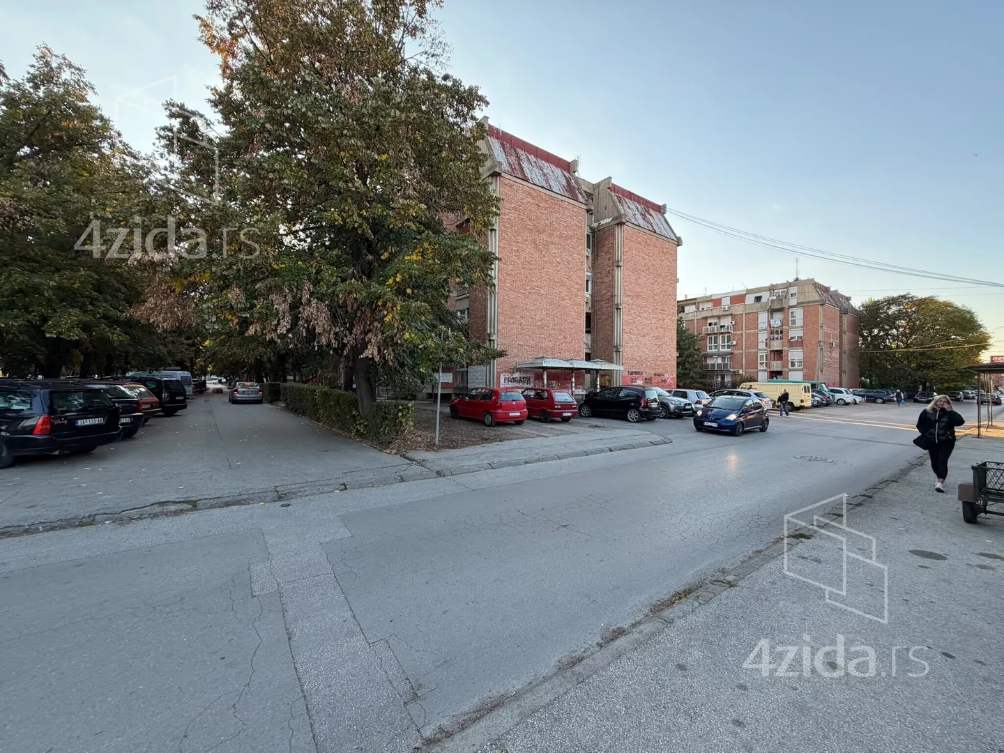 Troiposoban stan | 4zida