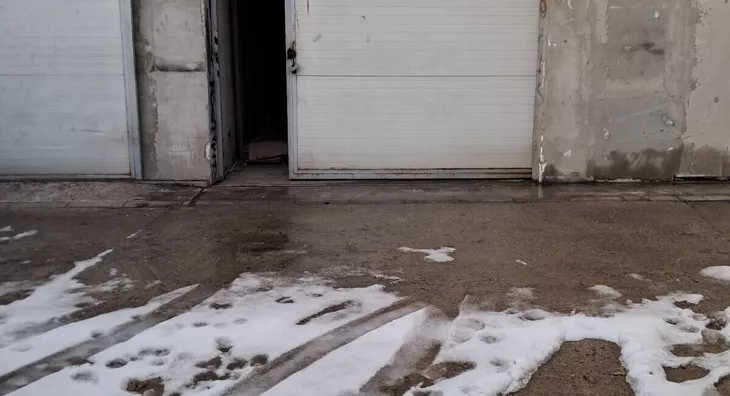 Poslovna zgrada | 4zida