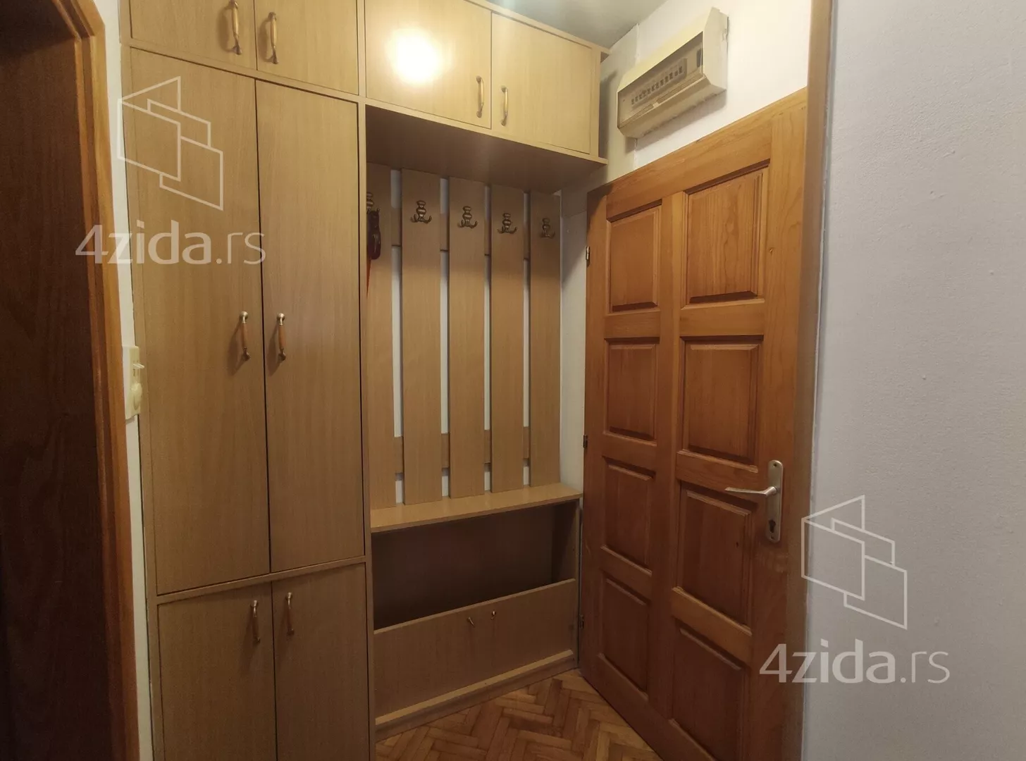 Garsonjera | 4zida