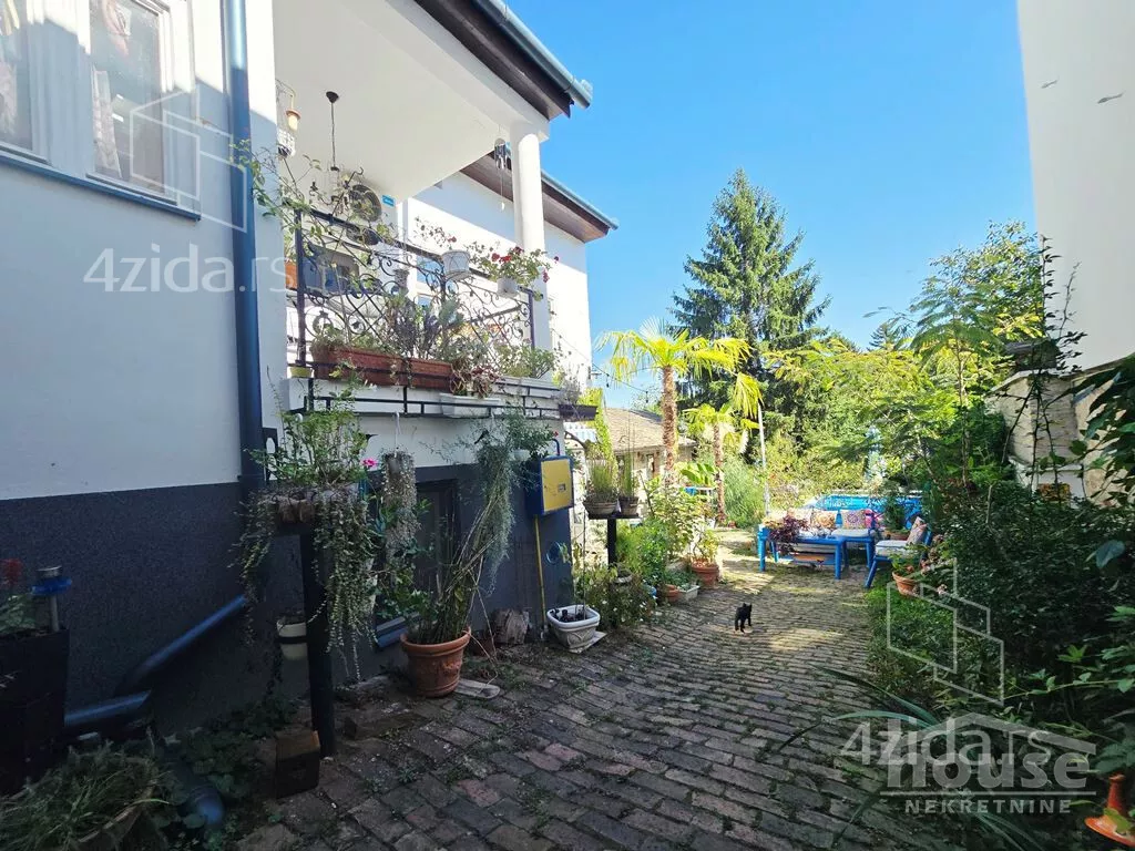 Kuća | 4zida