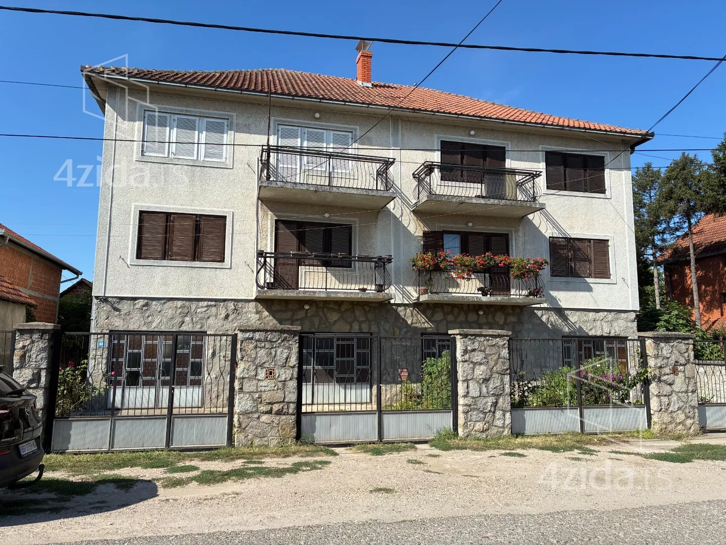 3-etažna kuća | 4zida