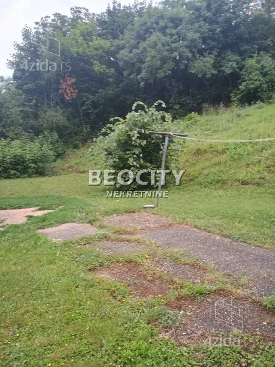 Plac | 4zida
