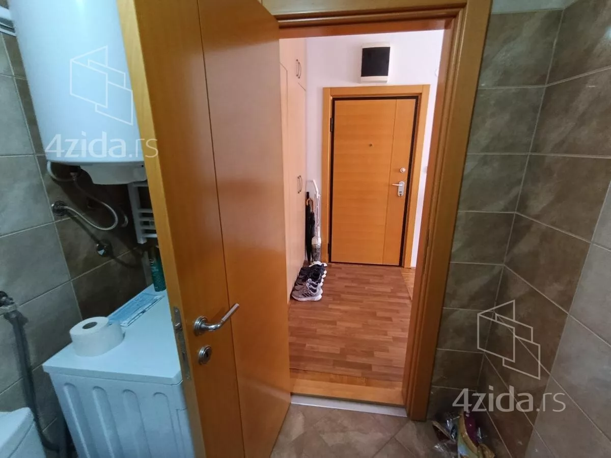 Garsonjera | 4zida